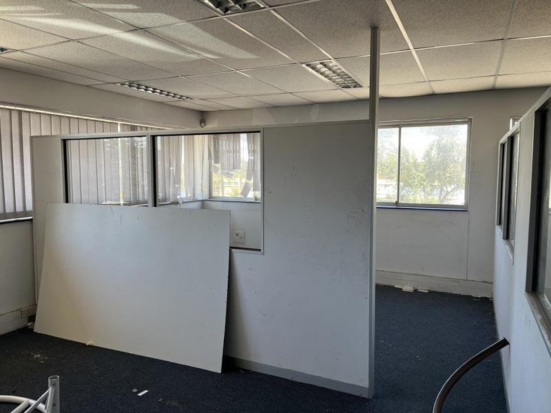 To Let commercial Property for Rent in Montague Gardens Western Cape